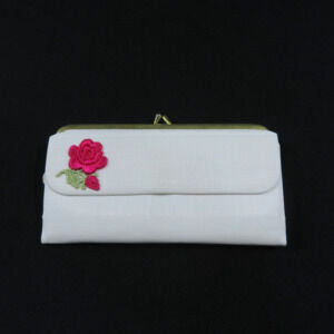 Smart Touch SM Fold Out Clutch Purse White Rose Applique Snap Change 7x4x1.5